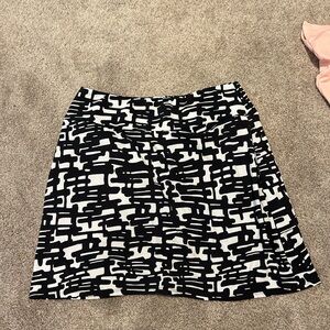 IBKUL Black and White A-Line Skirt